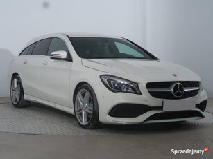 Mercedes CLA 200