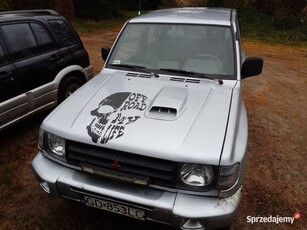 Mitsubishi pajero sport