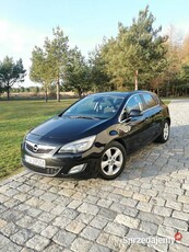 Opel Astra J 2010 1.7