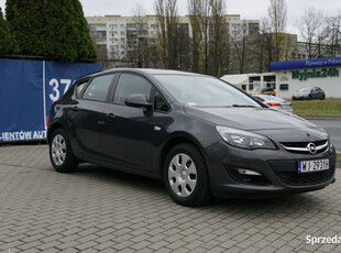 Opel Astra Salon Polska J (2009-2019)