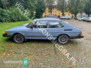 Saab 900