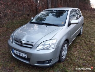 SAMOCHÓD OSOBOWY TOYOTA COROLLA 1.6 BENZYNA - ROK 2007