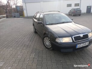 Skoda Octavia 1,6 benzyna gaz kombi 2008r