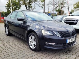 SKODA OCTAVIA hatchback