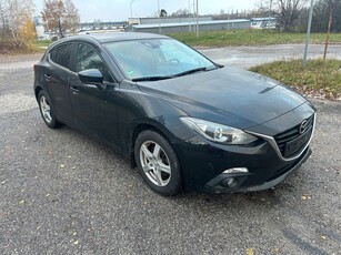 Używany Mazda 3 2015