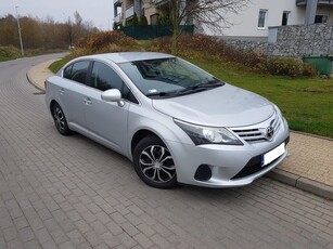 Używany Toyota Avensis 2013