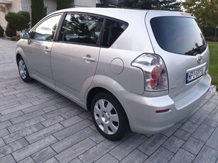 Używany Toyota Corolla Verso 2005