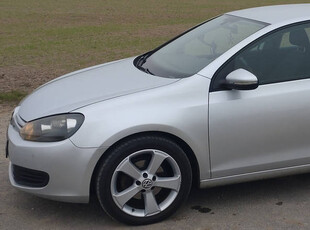 VW GOLF VI 1.6 TDI 2010