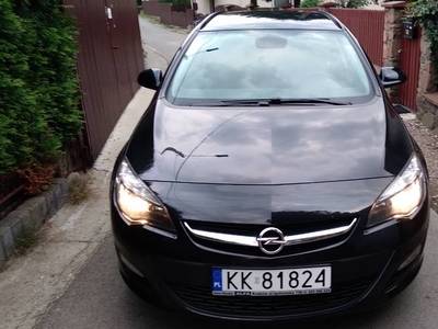 ASTRA J 1.4 T SUPER STAN MOCNO DOINWESTOWANE