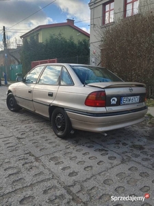 Opel astra 1.4 benzyna 97rok