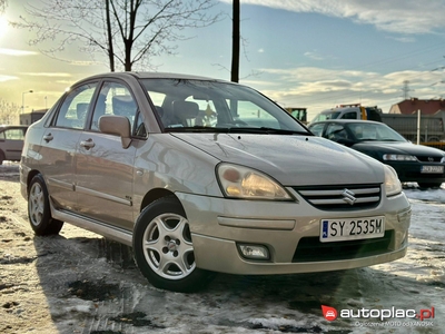 Suzuki Liana