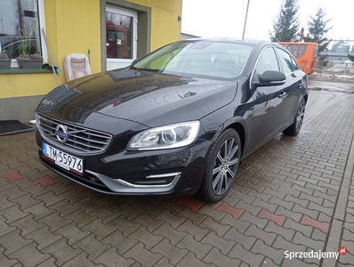 VOLVO S60 Lift 2.0 benzyna turbo. Automat