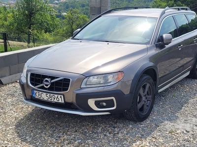 Volvo XC70 D5 AWD manual