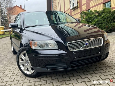 Volvo_V50_1.6_Benz_100KM_Navi_Klima_Alu_Serwisowany!