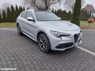 Alfa Romeo Stelvio 2.0 Turbo 16V AT8-Q4 Ti