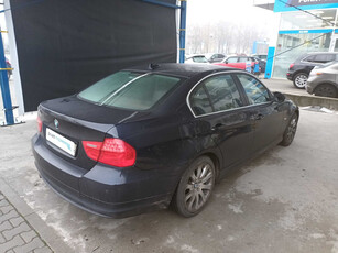 BMW 3 2009 318 i 163661km Sedan