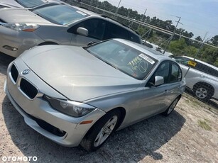 BMW Seria 3 320i