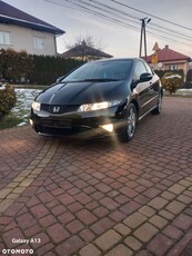 Honda Civic 1.8i-VTEC Sport