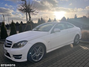 Mercedes-Benz Klasa C 250 CGI BlueEff Sport