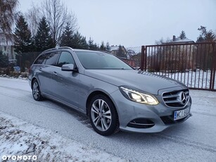 Mercedes-Benz Klasa E 220 T CDI 7G-TRONIC Avantgarde