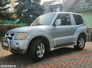 Mitsubishi Pajero 3.2 DID 5os (lea)