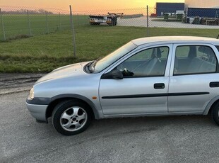 Opel Corsa model B - paliwo plus gaz