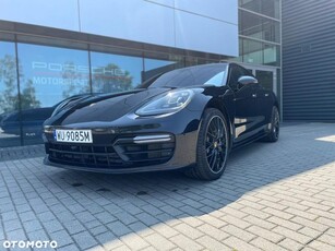 Porsche Panamera 4S