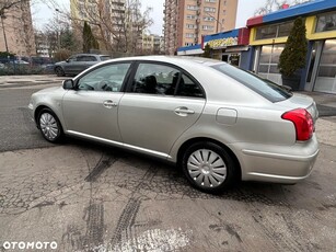 Toyota Avensis 1.8 VVT-i Luna