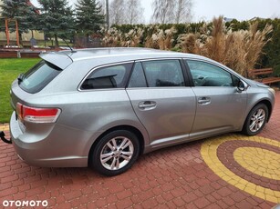 Toyota Avensis 2.0 D-4D 2010