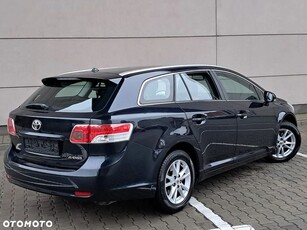 Toyota Avensis Combi 1.8 Edition