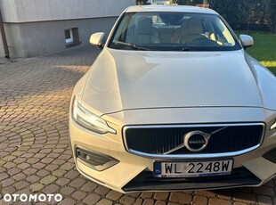 Volvo S60 T6 AWD Momentum Pro