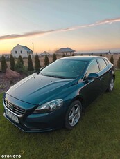 Volvo V40 D2