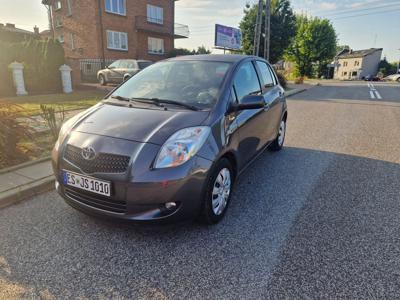 Używane Toyota Yaris - 18 400 PLN, 183 300 km, 2007