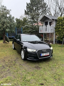 Audi A3 1.5 TFSI cylinder on demand Sportback S tronic