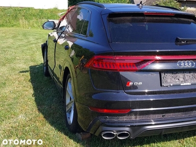 Audi Q8 55 TFSI quattro tiptronic