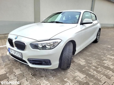 BMW Seria 1 116i Sport Line