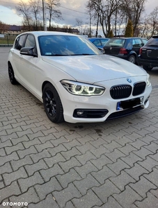 BMW Seria 1 118i Sport Line