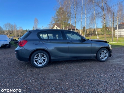 BMW Seria 1 118i Sport Line