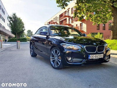 BMW Seria 2 230i Coupe Sport Line