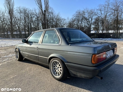 BMW Seria 3 316i