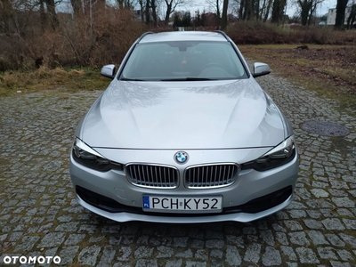 BMW Seria 3 318d