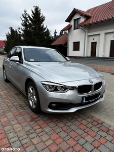 BMW Seria 3 318d