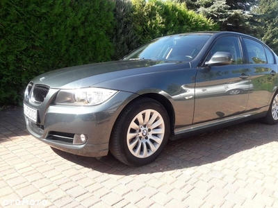 BMW Seria 3 318d