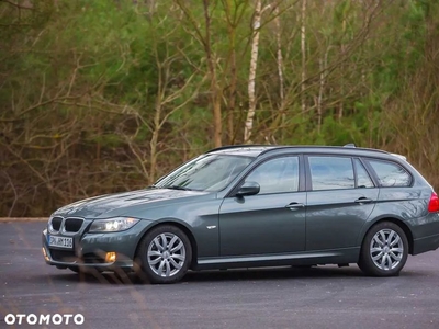 BMW Seria 3 318d DPF Touring