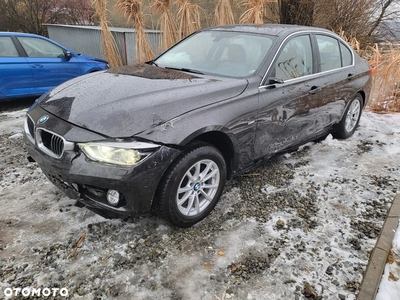 BMW Seria 3 318d Luxury Line