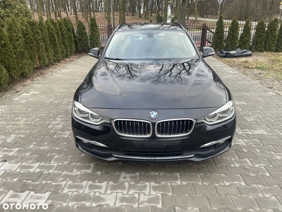 BMW Seria 3 320d xDrive Sport Line