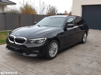 BMW Seria 3 318d Sport Line