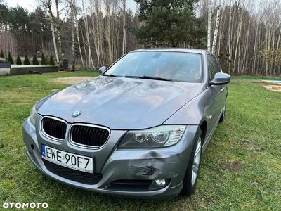 BMW Seria 3 318i