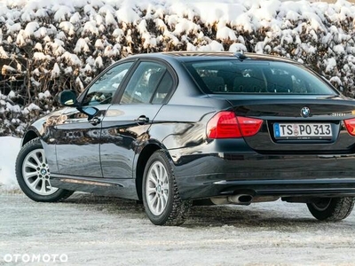 BMW Seria 3 318i