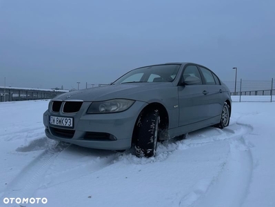 BMW Seria 3 318i